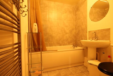 2 bed flat, Jacobins Chare, Newcastle Upon Tyne, Newcastle, NE14XD - Image 9